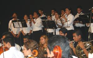 Concierto de medio año de la Orquesta Juvenil de Nicaragua, Coro de la Casa de los Tres Mundos y Coro de Sinfonietta